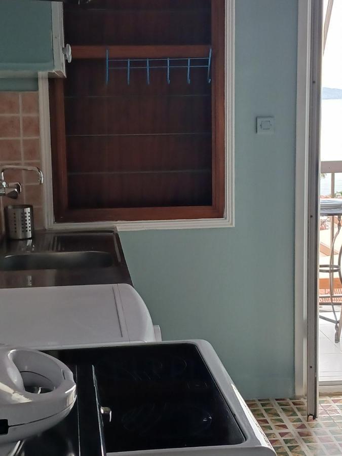 Clock'S House Apartment Nafpaktos Bagian luar foto