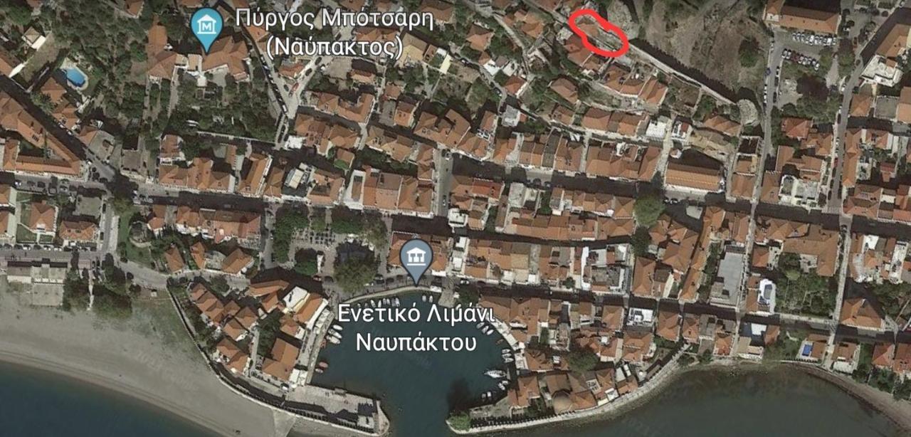 Clock'S House Apartment Nafpaktos Bagian luar foto